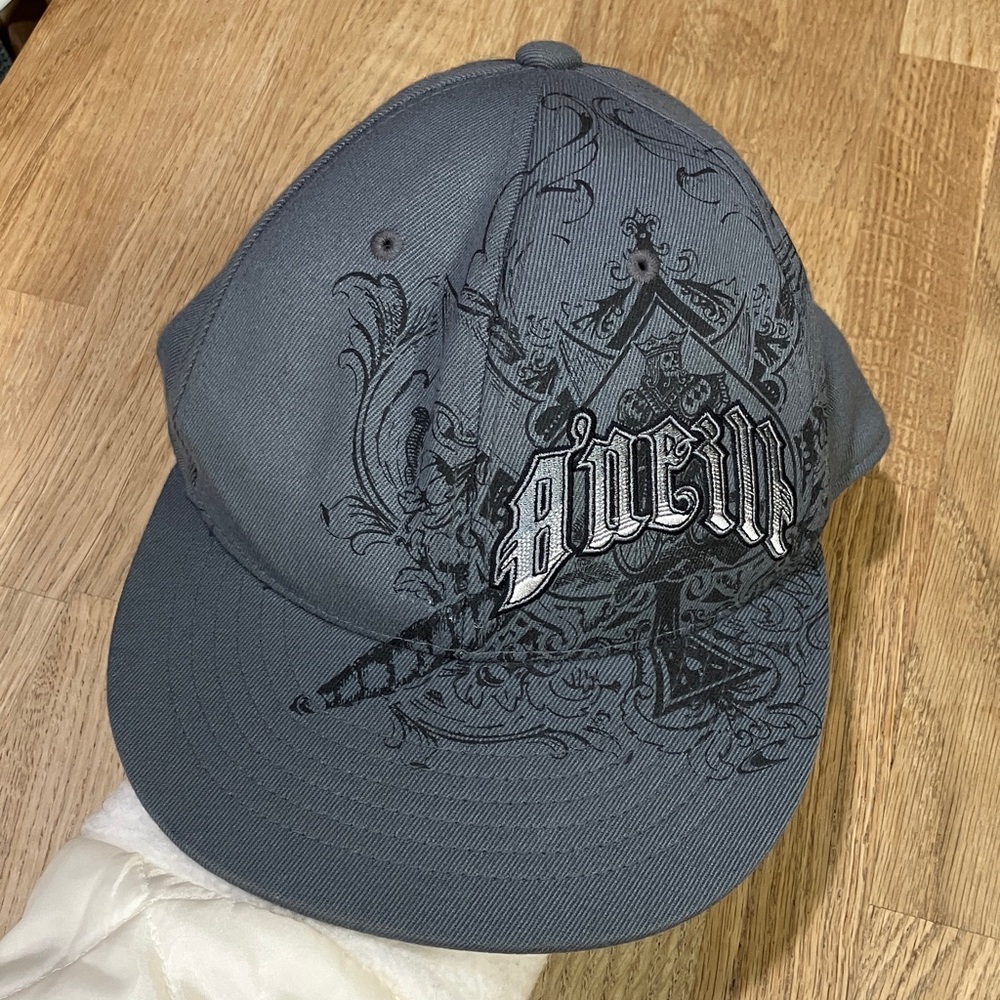 Y2K Gray Graphic Snapback Men’s Cap